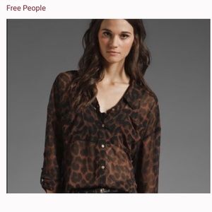 Free people. Leopard print button down Sz Medium